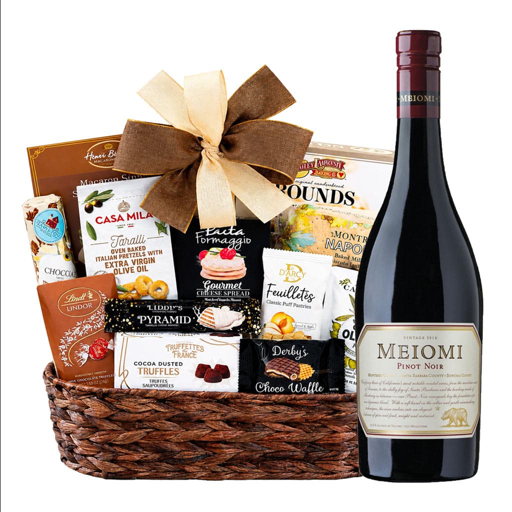 Meiomi Pinot Noir Gourmet Delight Gift Basket