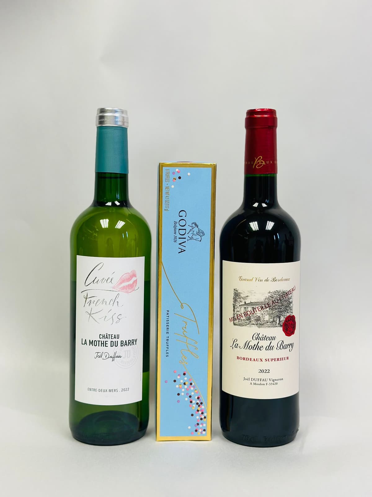 Château La Mothe Du Barry Bordeaux Red & White Wine Set