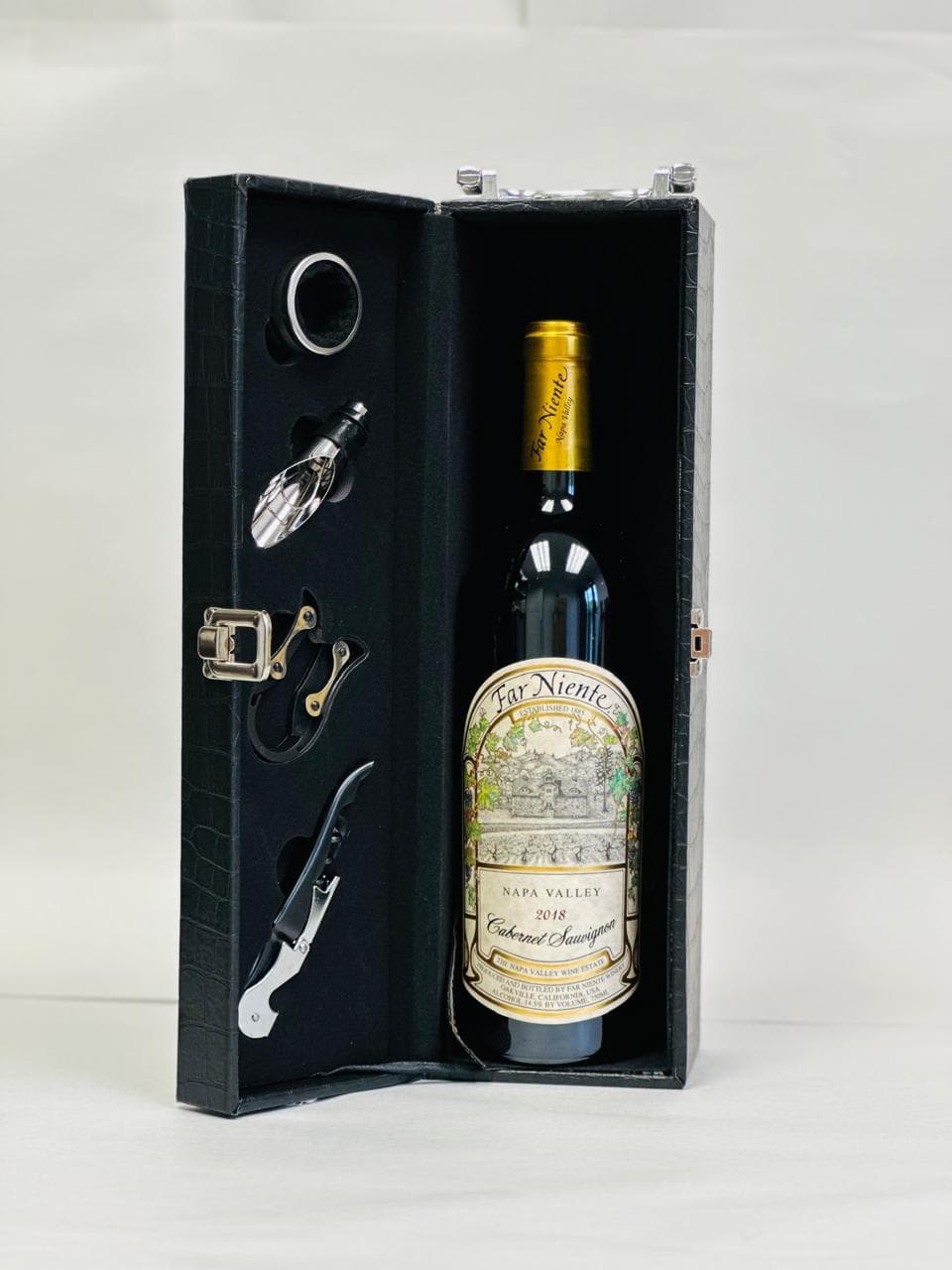 Far Niente Napa Valley Wine Gift Box
