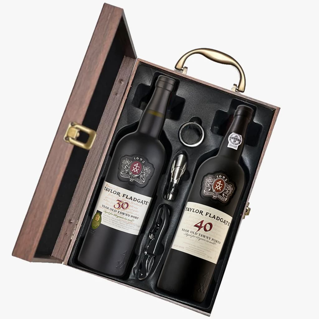 Taylor Fladgate 30 and 40 Year Old Tawny Port Wine in Wooden Gift Box Taylor Fladgate 30 and 40 Year Old Tawny Port Wine in Wooden Gift Box