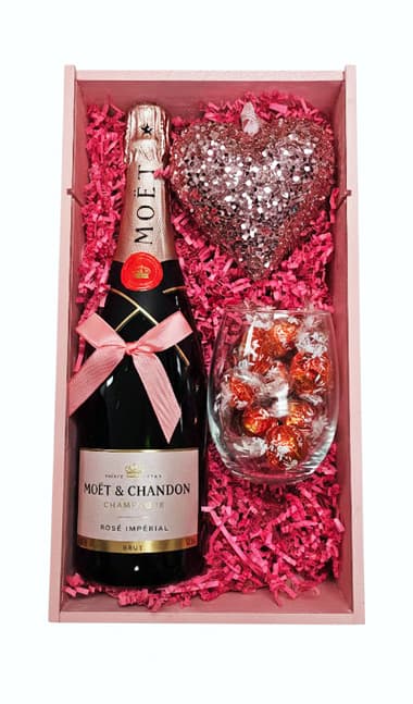 Moet and Chandon Champagne with Valentine Gift Box