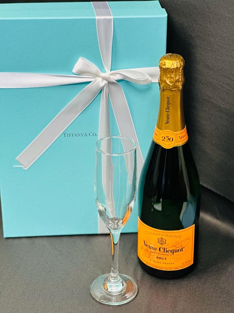 Veuve Clicquot Champagne And Tiffany & Co. Flute Gift Set