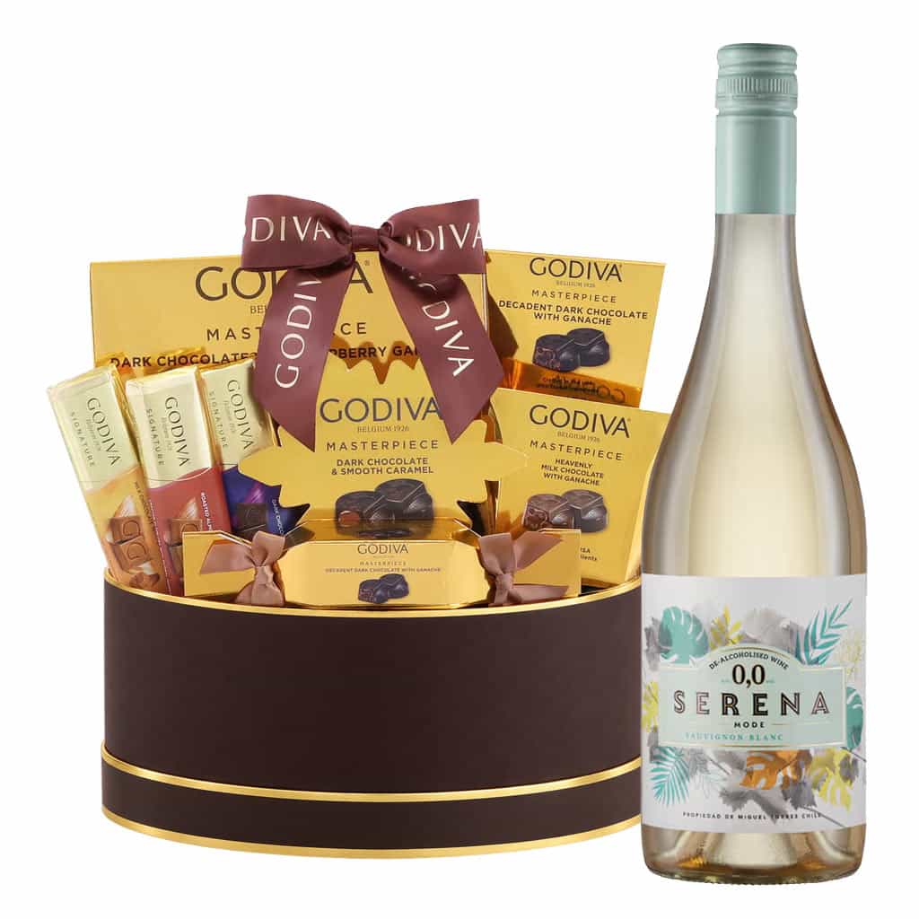 Serena Mode Sauvignon Blanc With Black & Gold Celebration Gift Basket