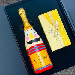 Christmas Special Hand-Painted Veuve Clicquot  Gift Set
