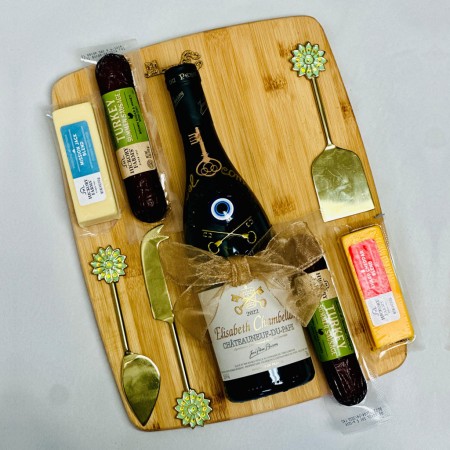 Housewarming Elisabeth Chambellan Wine, Charcuterie Meat And Cheese Board Gift Set Housewarming Elisabeth Chambellan Wine, Charcuterie Meat And Cheese Board Gift Set