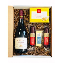 Meiomi Pinot Noir Gift Set