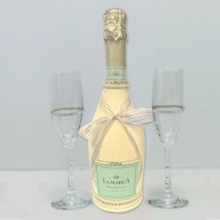 La Marca Prosecco And Flutes Adorned with Pearls & Ribbon La Marca Prosecco And Flutes Adorned with Pearls & Ribbon