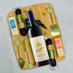 Tuscany Italian Red Wine And Charcuterie Board Gift Set