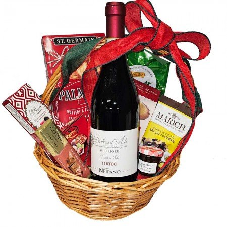Tеnute Nеirano “Tirteо” Barbеrа d’Аsti Gift Basket