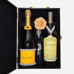 Veuve Clicquot Brut & Caymus Napa Valley Red Wine Sparkling Wedding Gift Set