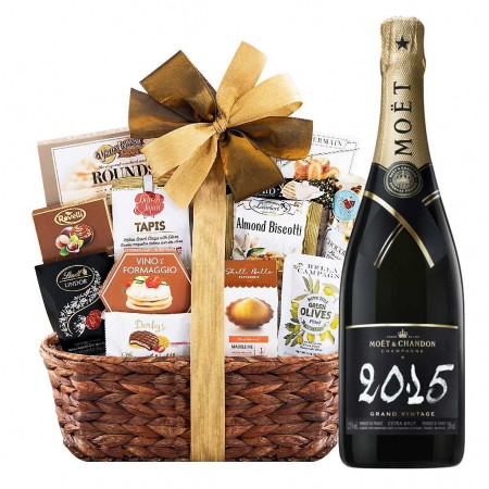Moet & Chandon Vintage 2015 With Bon Appetit Gourmet Gift Basket