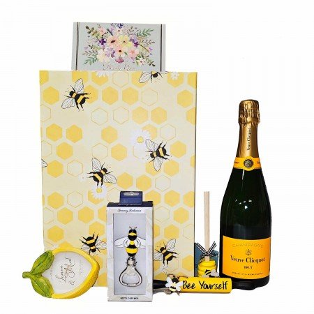 Spring-Themed Veuve Clicquot Gift Set