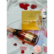 Moët & Chandon Nectar Imperial Rosé, Tiffany & Co. Flute & Godiva Chocolate Gift Set