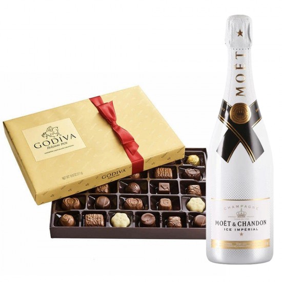 Moet & Chandon Ice Imperial And Godiva 26 PC Chocolate Gift Set