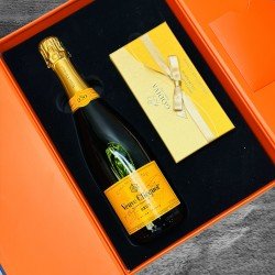 The ultimate mini champagne tasting set