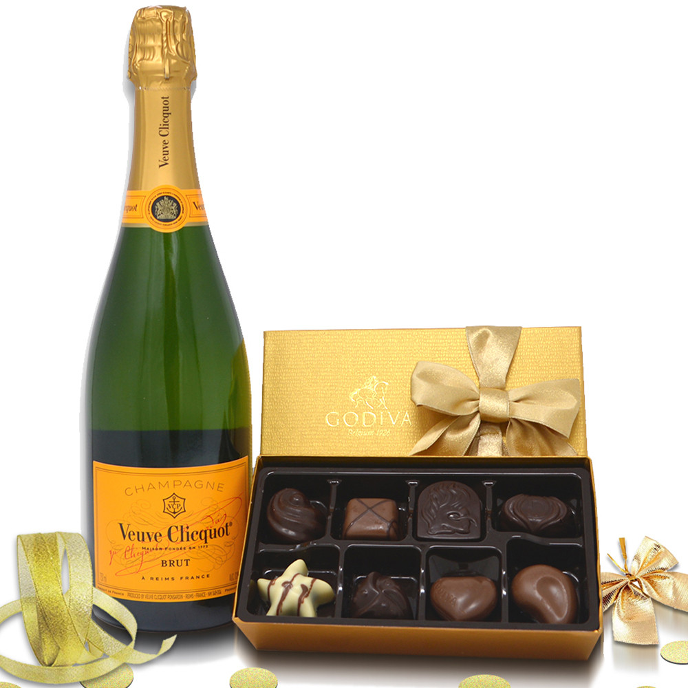 Buy Veuve Clicquot Brut And Godiva 8 Pc Chocolate Box